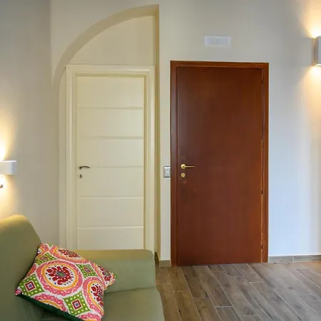 B. & B. Trip Al Duomo Bed & Breakfast Crotone